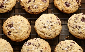 Crunchy Chocolate Chunk Cookies
