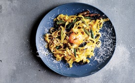Fettuccine with Shiitakes and Asparagus