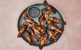 Grilled Chicken Drumsticks with Savory Caramel