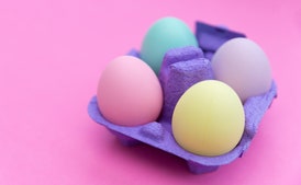 To Dye Easter Eggs